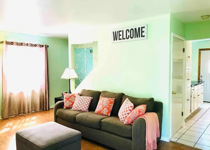 Casa vacanze The Ultimate Escape. Unpack, Relax, Enjoy!sleeps14 Elmhurst