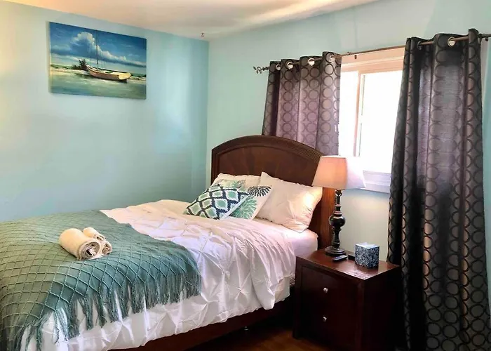 The Ultimate Escape. Unpack, Relax, Enjoy!sleeps14 Casa vacanze *