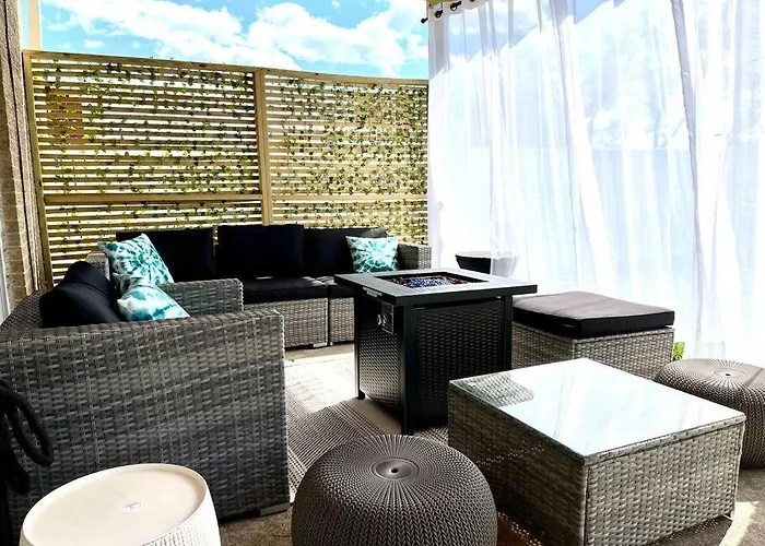 The Ultimate Escape. Unpack, Relax, Enjoy!sleeps14 Casa vacanze *
