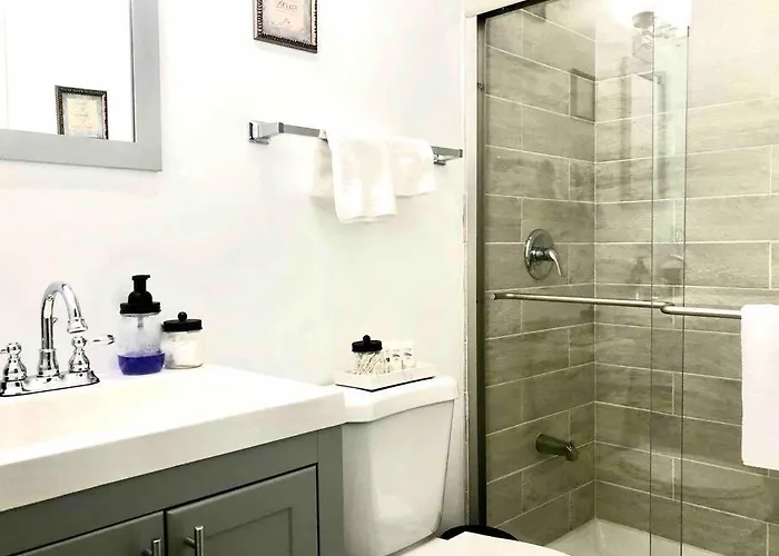 The Ultimate Escape. Unpack, Relax, Enjoy!sleeps14