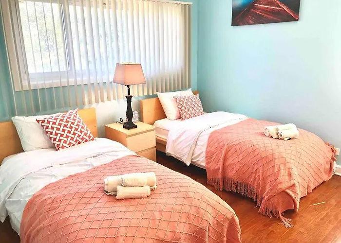 The Ultimate Escape. Unpack, Relax, Enjoy!sleeps14 Casa vacanze *