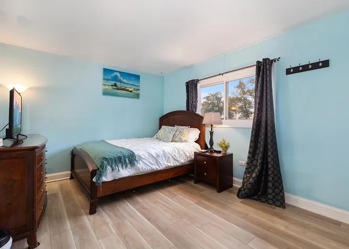 Casa vacanze The Ultimate Escape. Unpack, Relax, Enjoy!sleeps14 Elmhurst